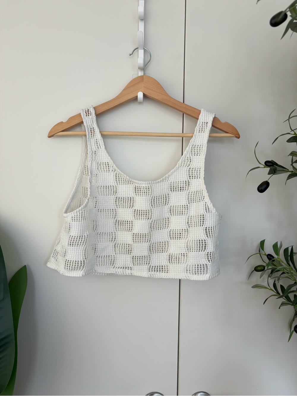 Wild Fable White Crochet Top Crop Tank